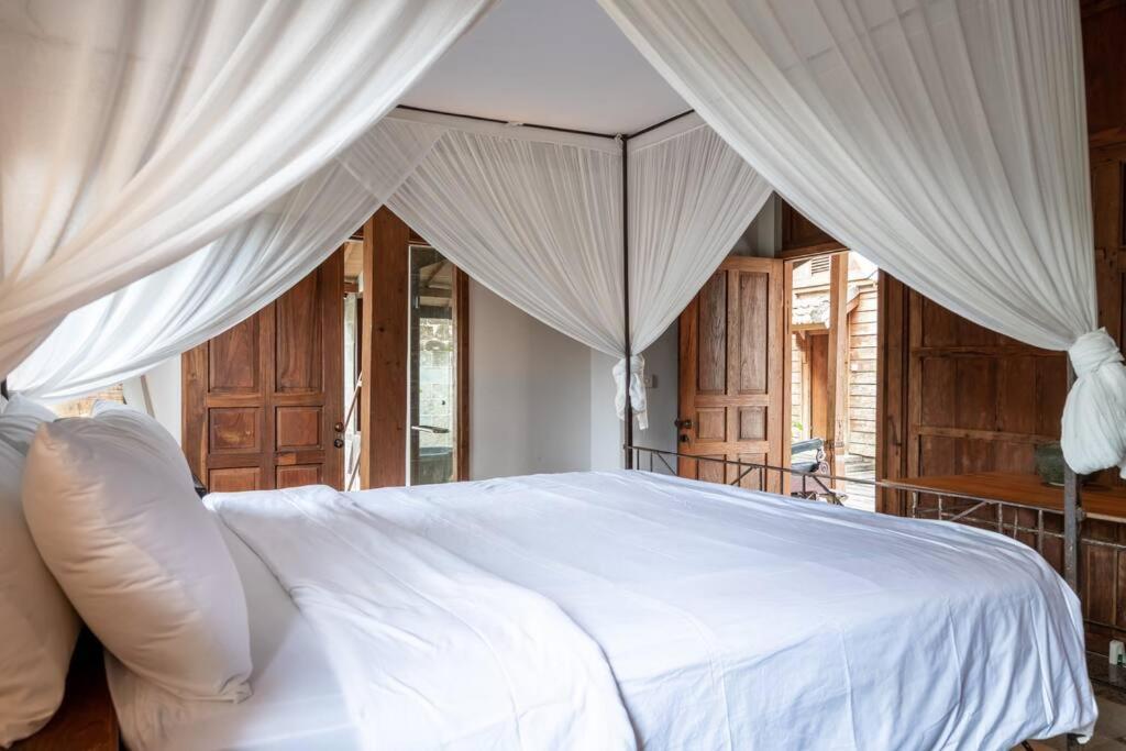 The Padang Villa Jungle Escape 5 Mins Drive From Uluwatu'S Beaches Экстерьер фото